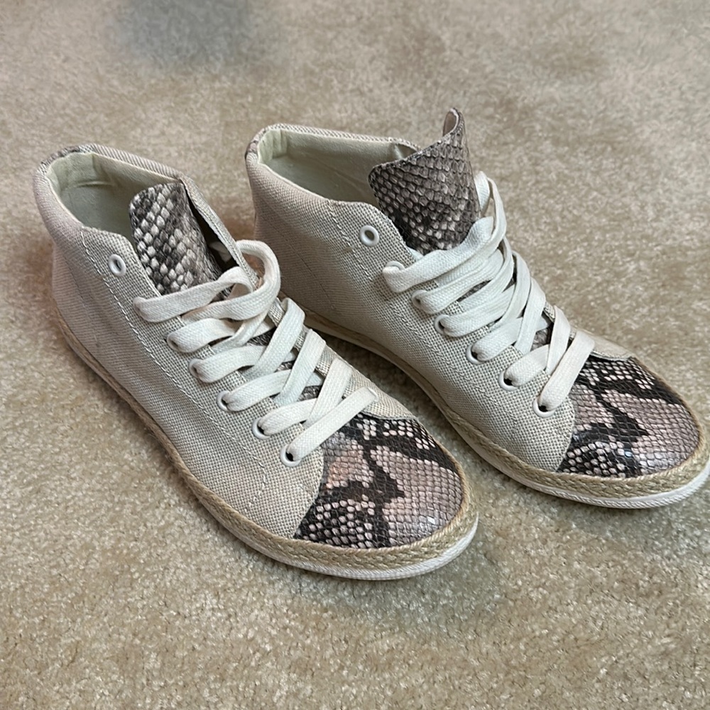 Dolce Vita High Top Sneakers